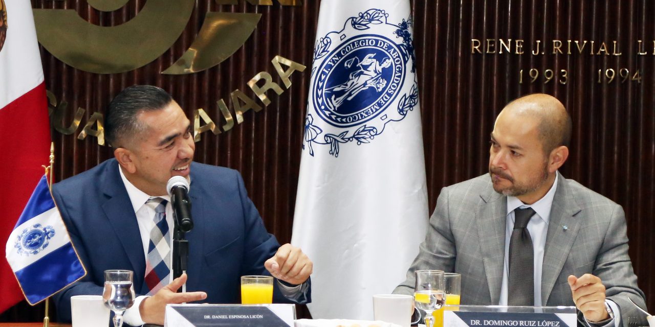 DIALOGA PRESIDENTE SOBRE REFORMA LABORAL