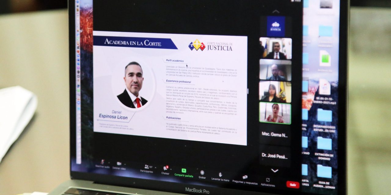 CONFERENCIA A DOCTORES EN DERECHO DE ECUADOR