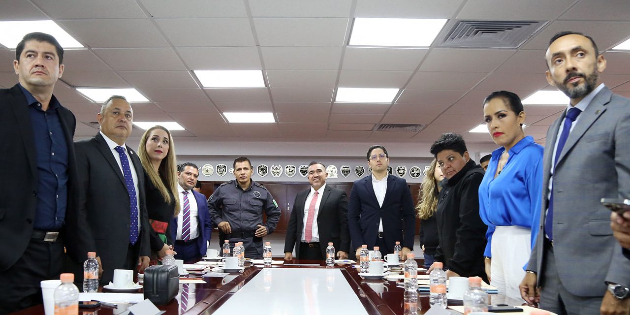 REALIZAN MESA DE TRABAJO VS VIOLENCIA DE GÉNERO