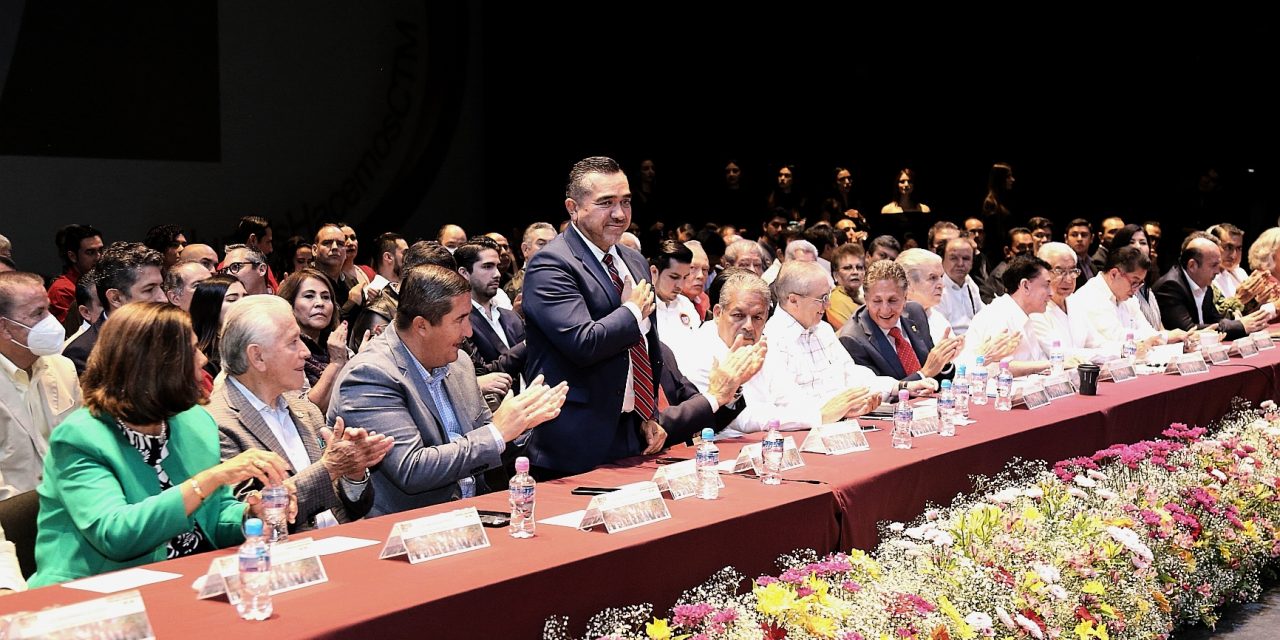 ASISTE PRESIDENTE A CONGRESO GENERAL DE LA CTM