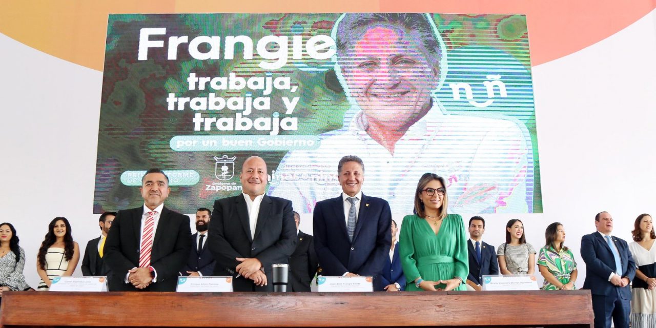 ACOMPAÑA PRESIDENTE AL ALCALDE DE ZAPOPAN EN INFORME