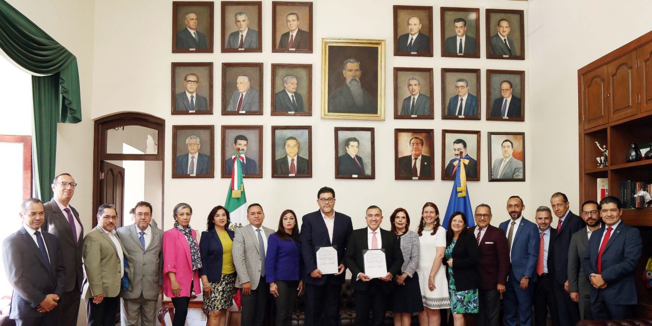 FIRMAN CONVENIO DE COLABORACIÓN EL STJEJ Y TEPJF
