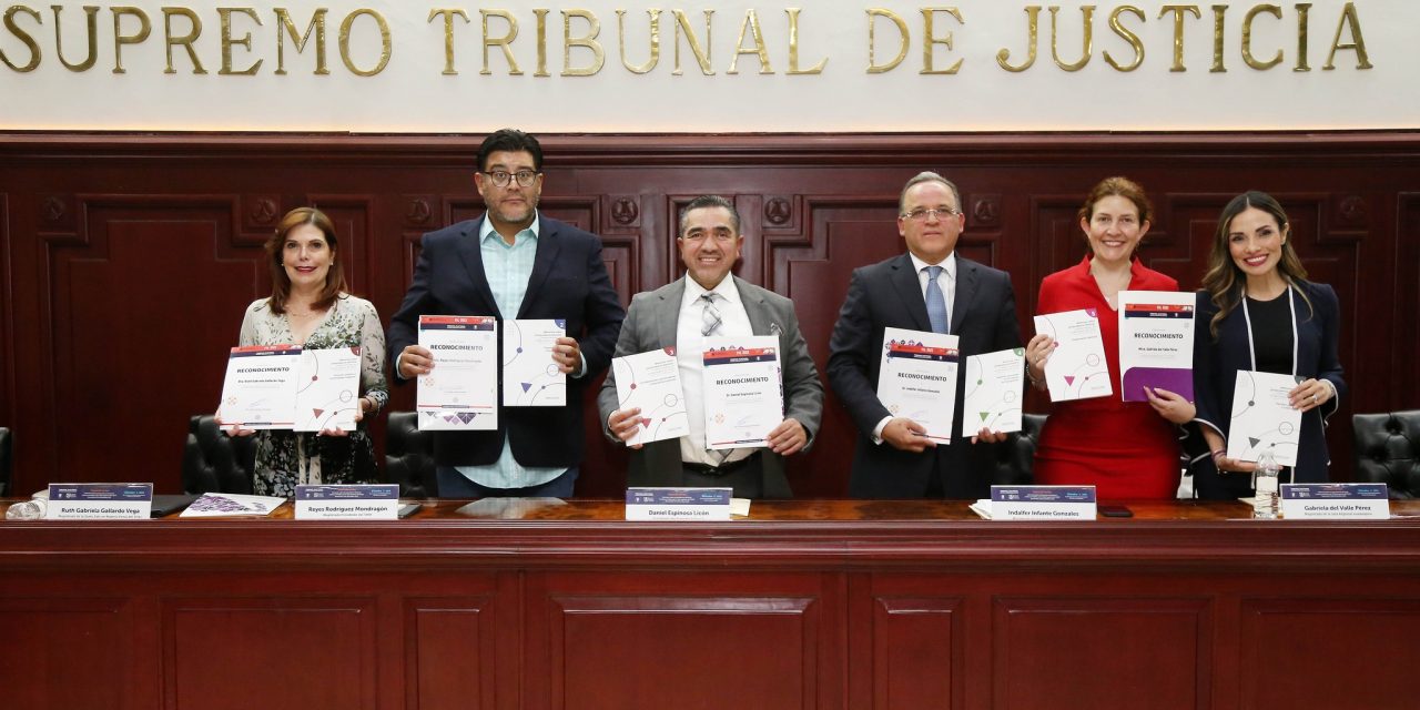PRESENTAN 'MEMORIAS SOBRE JURISPRUDENCIA ELECTORAL'