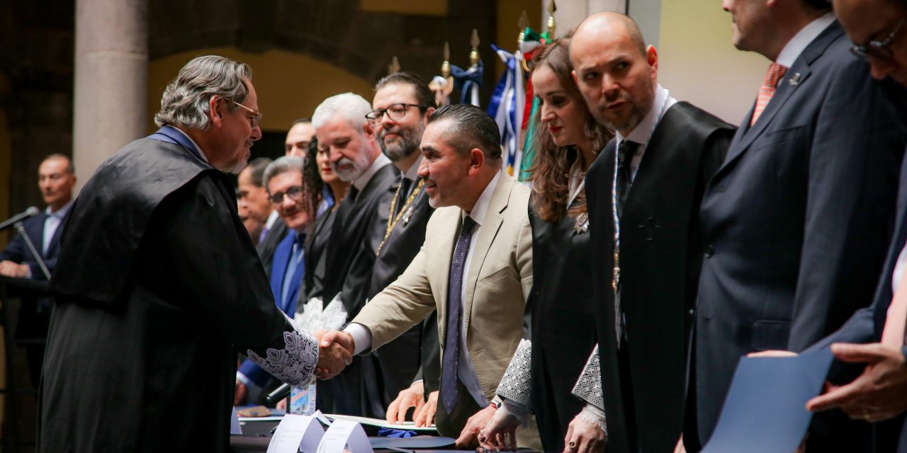 PARTICIPA PRESIDENTE EN TOMA DE PROTESTA DEL INCAM