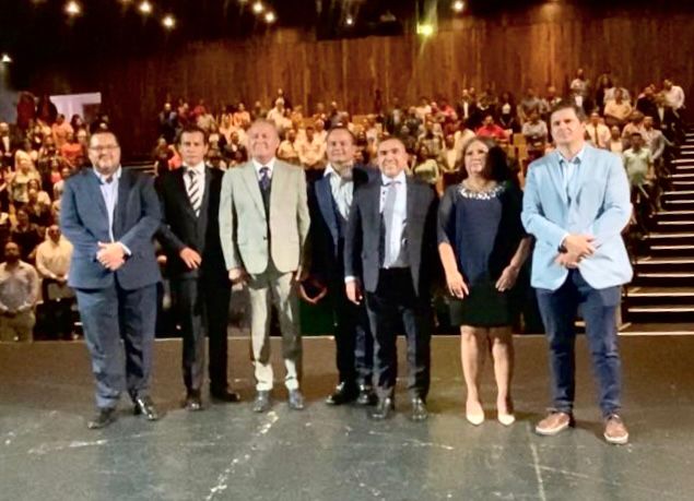 CIERRA PRESIDENTE SEMANA JURÍDICA POR DÍA DEL ABOGADO