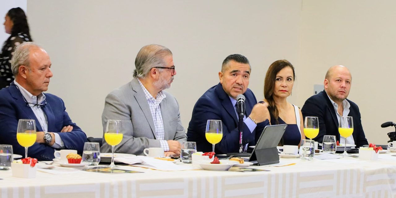 DIALOGA PRESIDENTE CON CONSEJO DE DESARROLLO AGROPECUARIO