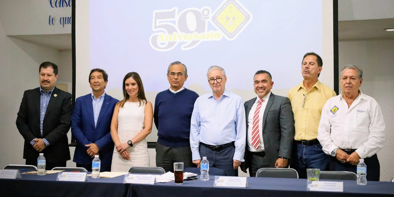 ASISTE PRESIDENTE A SESIÓN SOLEMNE DE LA UCMA