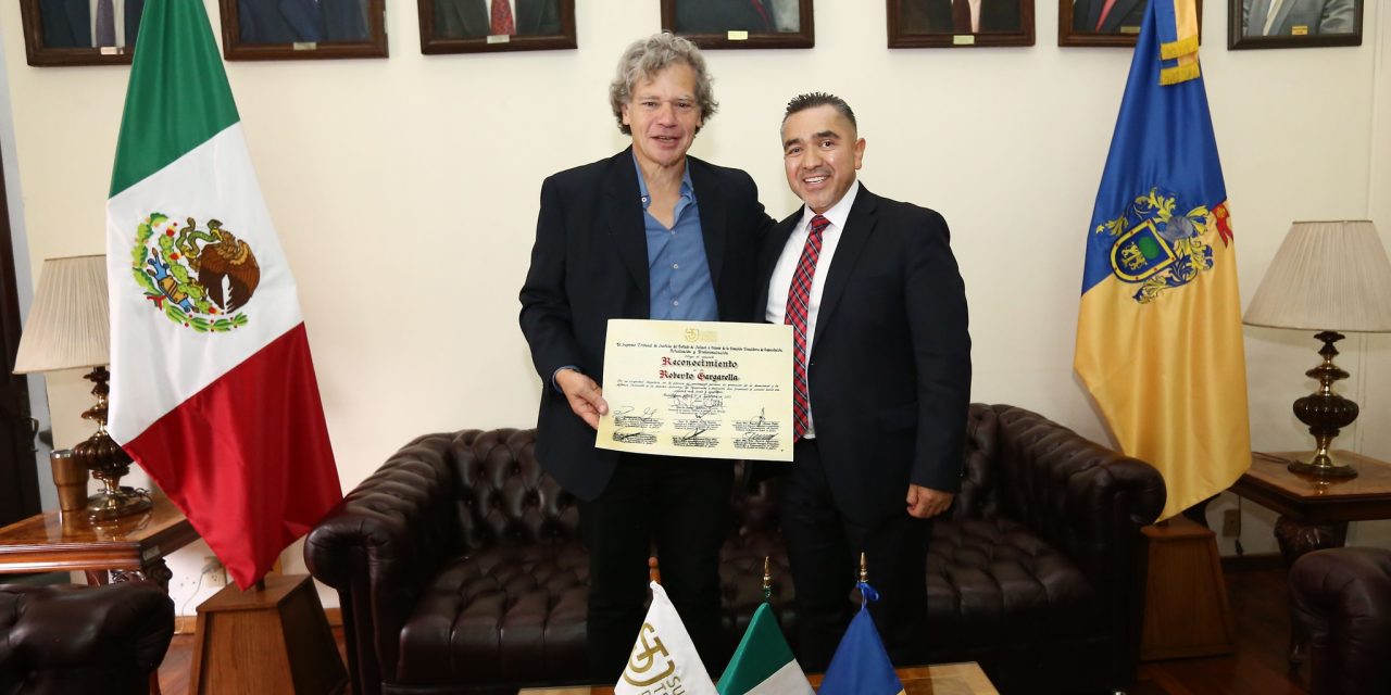 VISITA DEL DR. GARGARELLA AL STJEJ