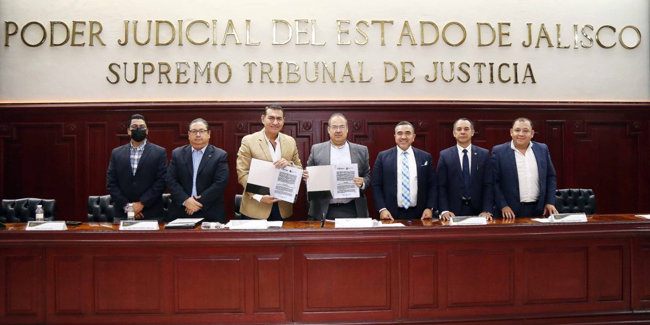 ENTREGA DE CERTIFICACIONES MASC A SERVIDORES PÚBLICOS DEL GOBIERNO DE TLAJOMULCO