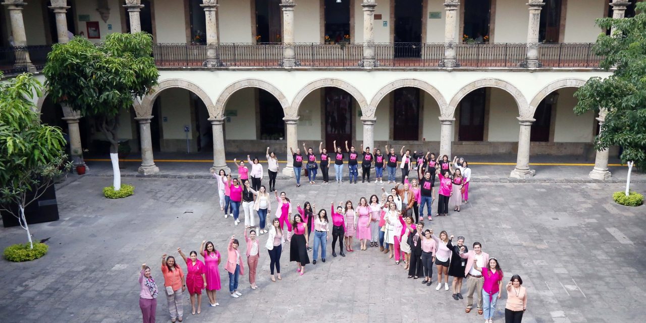 VOLUNTARIADO PJ CONMEMORA MES CONTRA EL CÁNCER DE MAMA