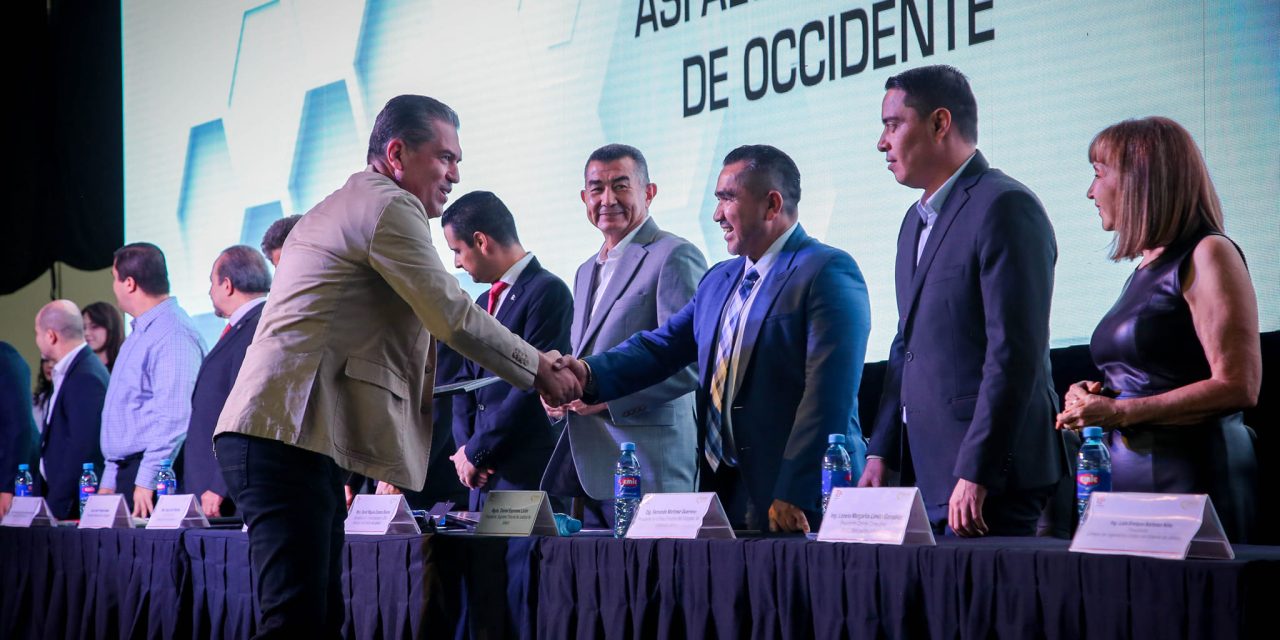 ASISTE PRESIDENTE A ASAMBLEA CMIC 2023