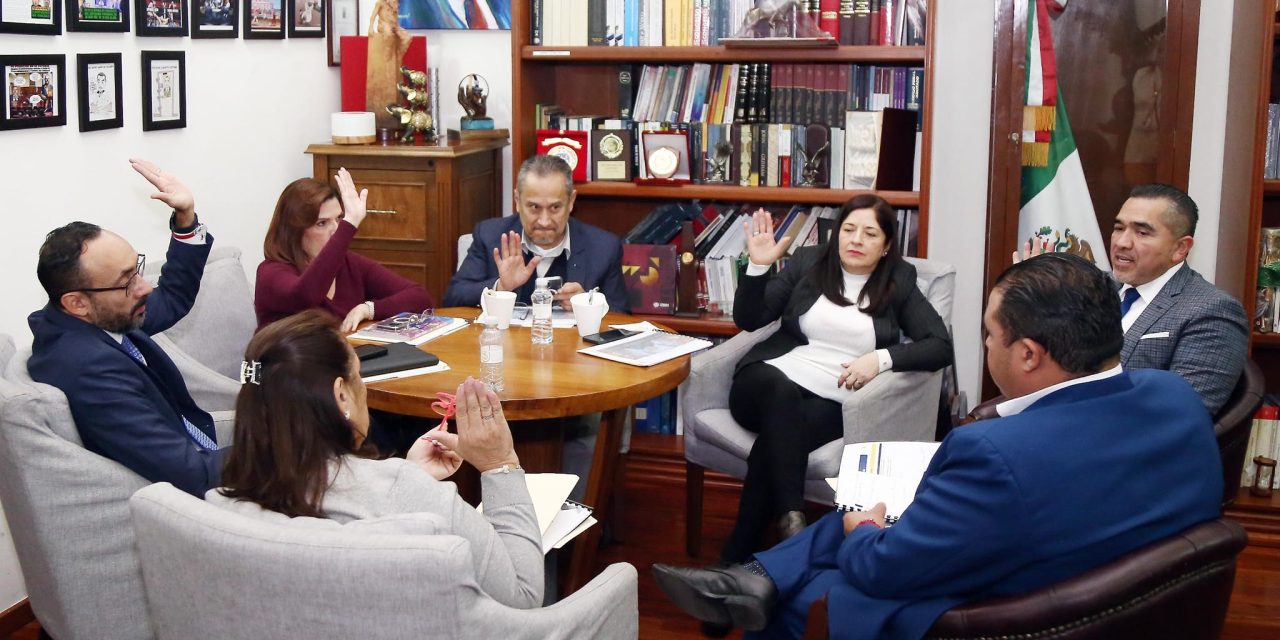 PRIMERA SESIÓN DE LA COMISIÓN DE CAPACITACIÓN