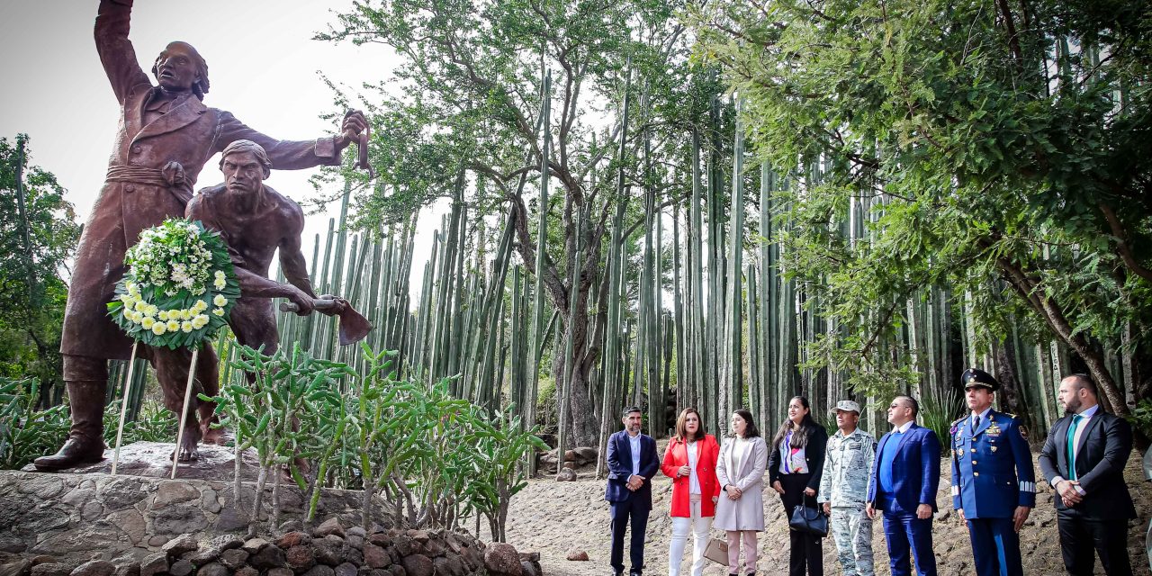 ASISTE PRESIDENTE A CONMEMORACIÓN DE LA BATALLA EN PUENTE DE CALDERÓN
