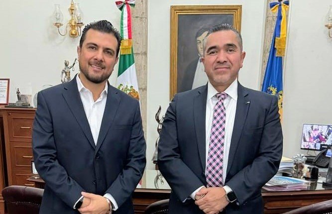 PRESIDENTE SE REÚNE CON DIRECTOR DE CONCILIACIÓN LABORAL