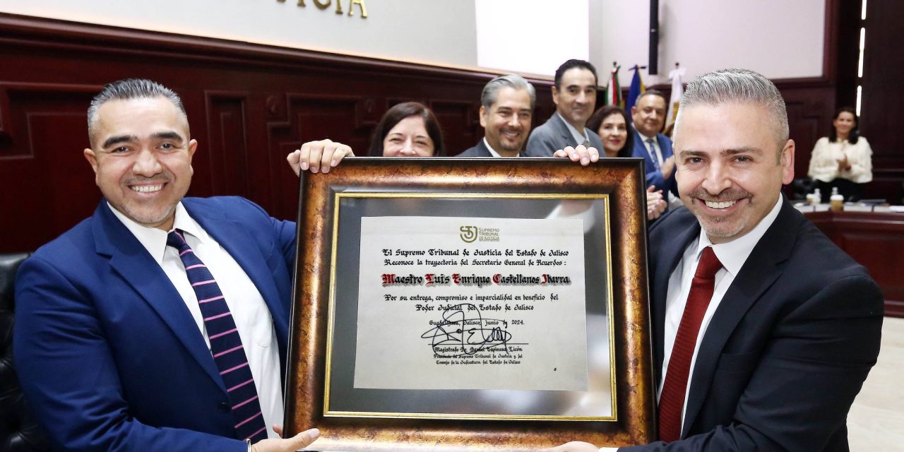 EN PLENO, HACEN RECONOCIMIENTO A SECRETARIO GENERAL