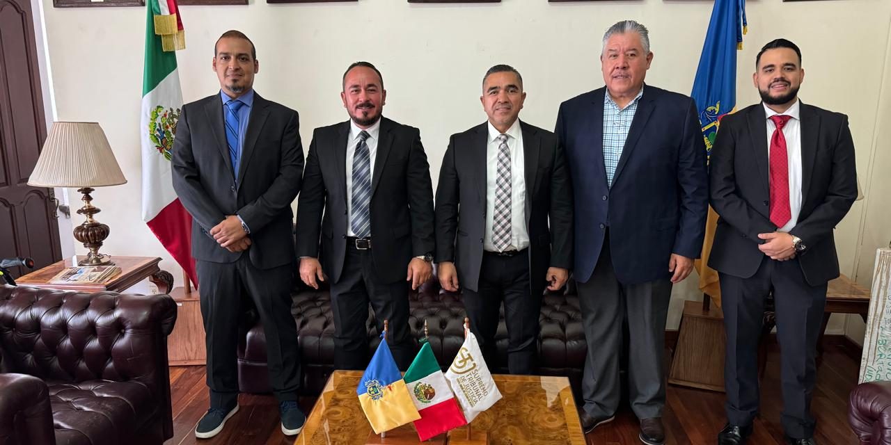 PRESIDENTE SE REÚNE CON TITULAR DE PROCURADURÍA SOCIAL