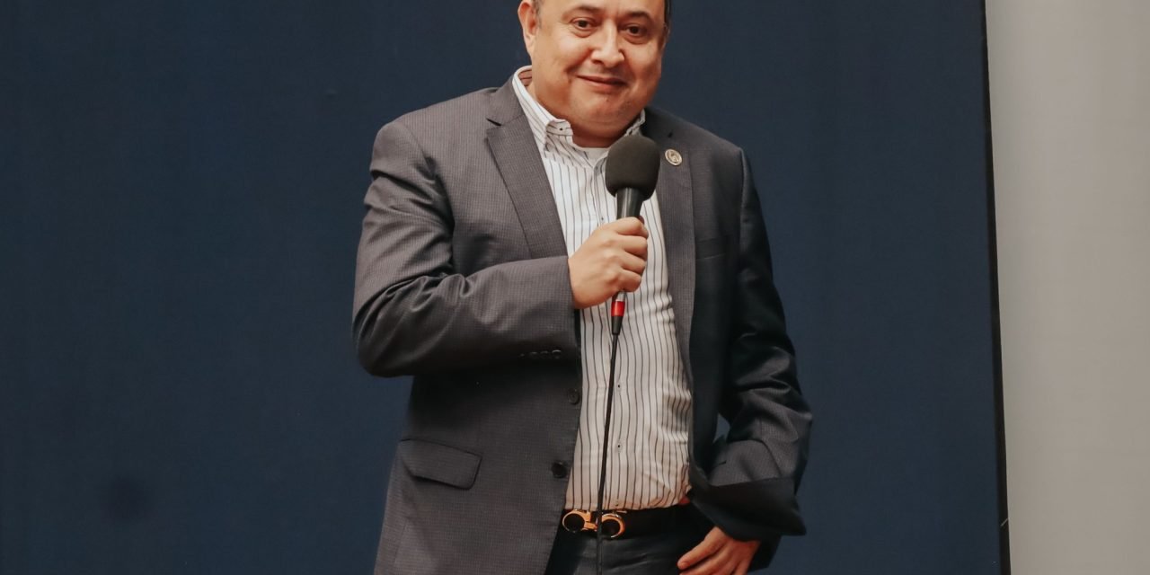 El MGDO. Bogar Salazar Loza participó en el foro "Diálogos para la Justicia"