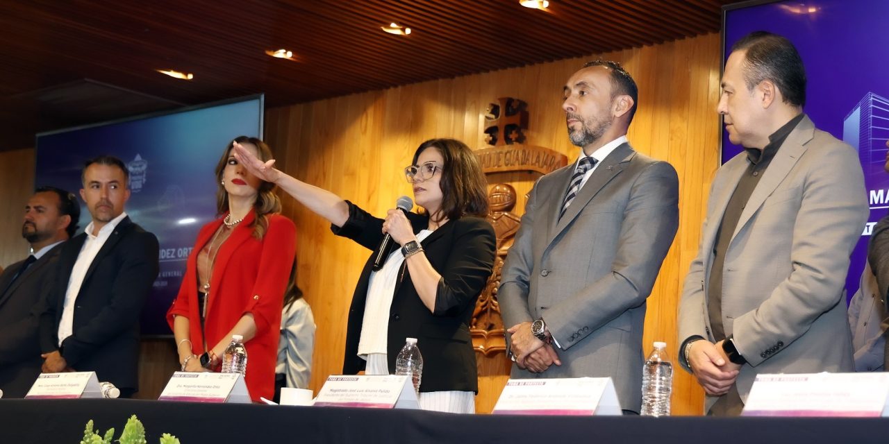 STJ acompaña toma de protesta de nueva directora del SEMS UdeG