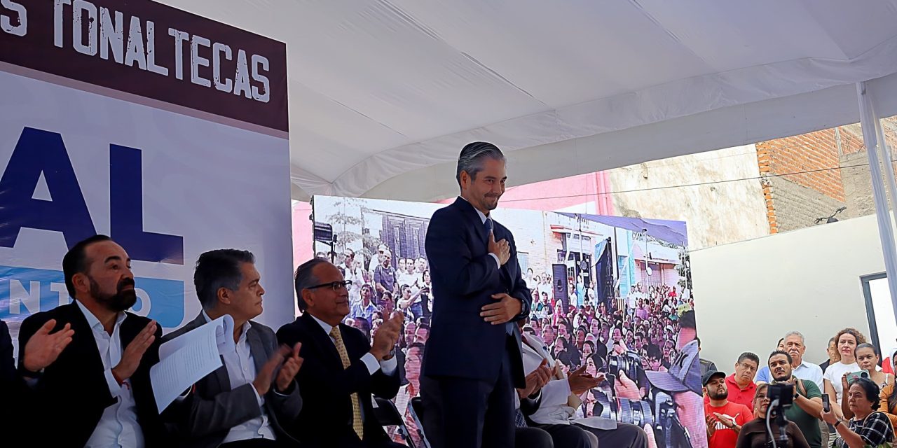 STJ en inauguración del Hospital Tonalá Centro