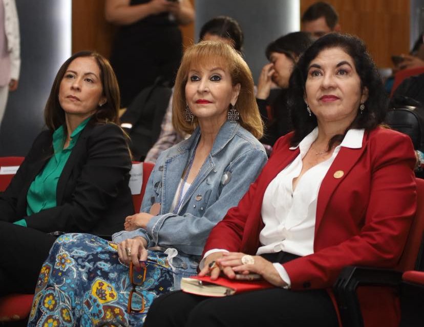 conferencia “Transversalizar los Derechos de la Niñez”