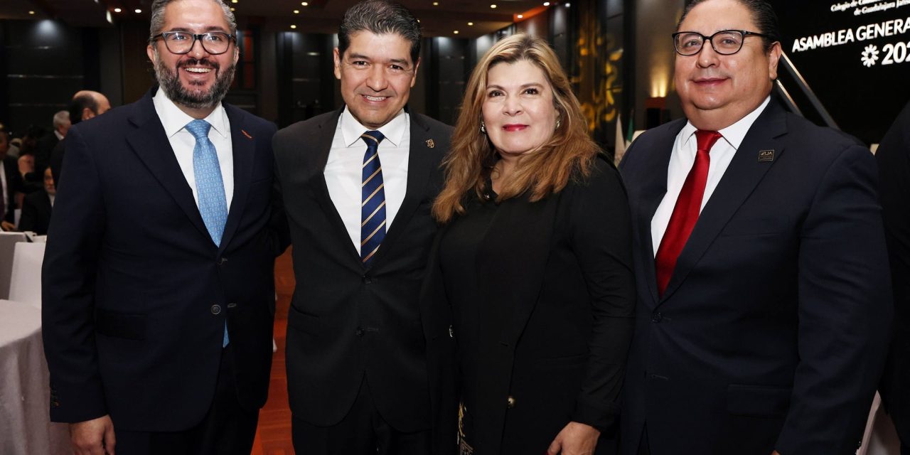 el STJ Participa en Asamblea del Colegio de Contadores