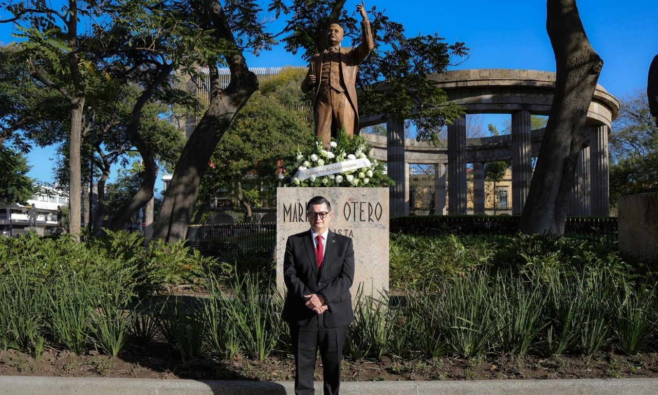 EL STJ PARTICIPA EN GUARDIA DE HONOR EN MEMORIA DE MARIANO OTERO